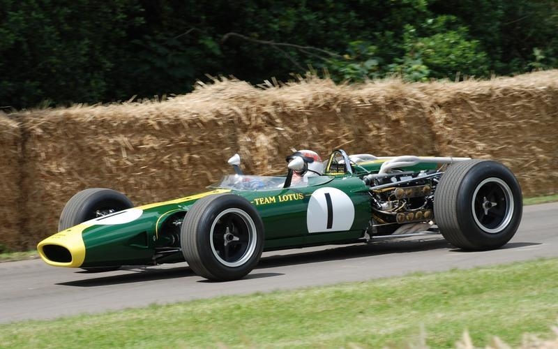 nhung o to di truoc thoi dai duoc san xuat trong the ky 20