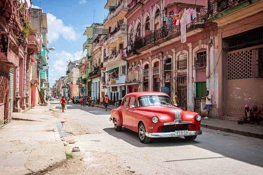 Tại sao người dân Cuba chuộng xe cổ?