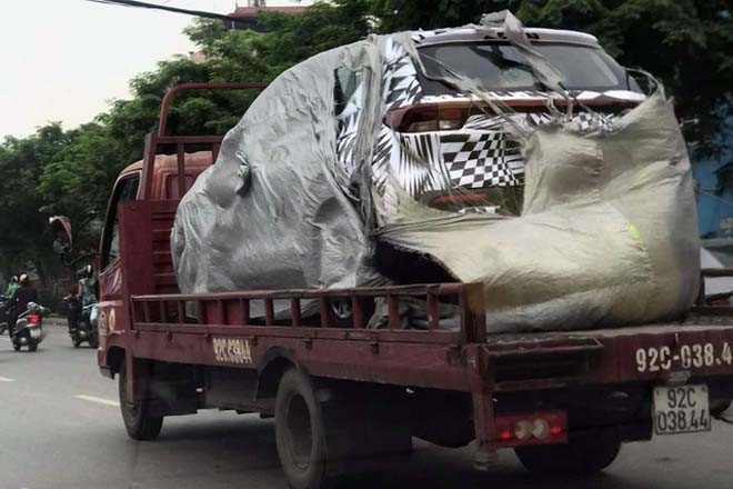 Kia Sonet sẽ ra mắt tháng 10, giá từ 500-600 triệu đồng?