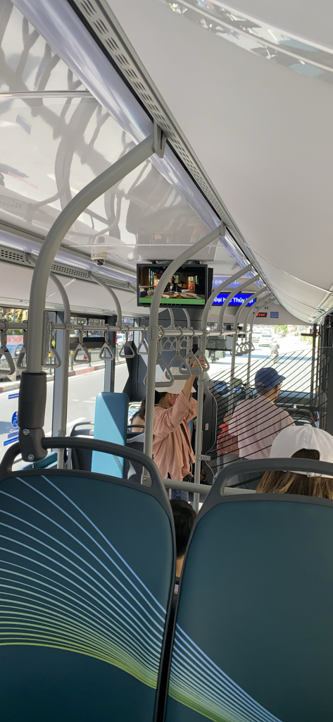 Lần đầu đi trải nghiệm với xe điện VinFast VF8 Lần đầu đi trải nghiệm với xe điện VinFast VF8