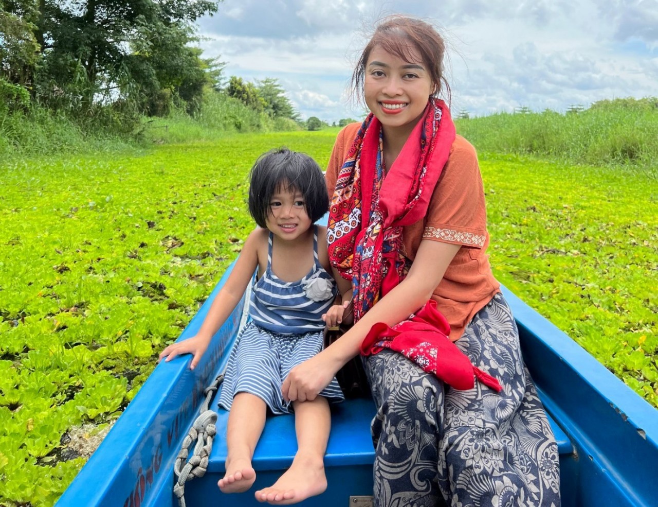 45 ngày lái xe khắp Đông Dương của gia đình kiến trúc sư Việt