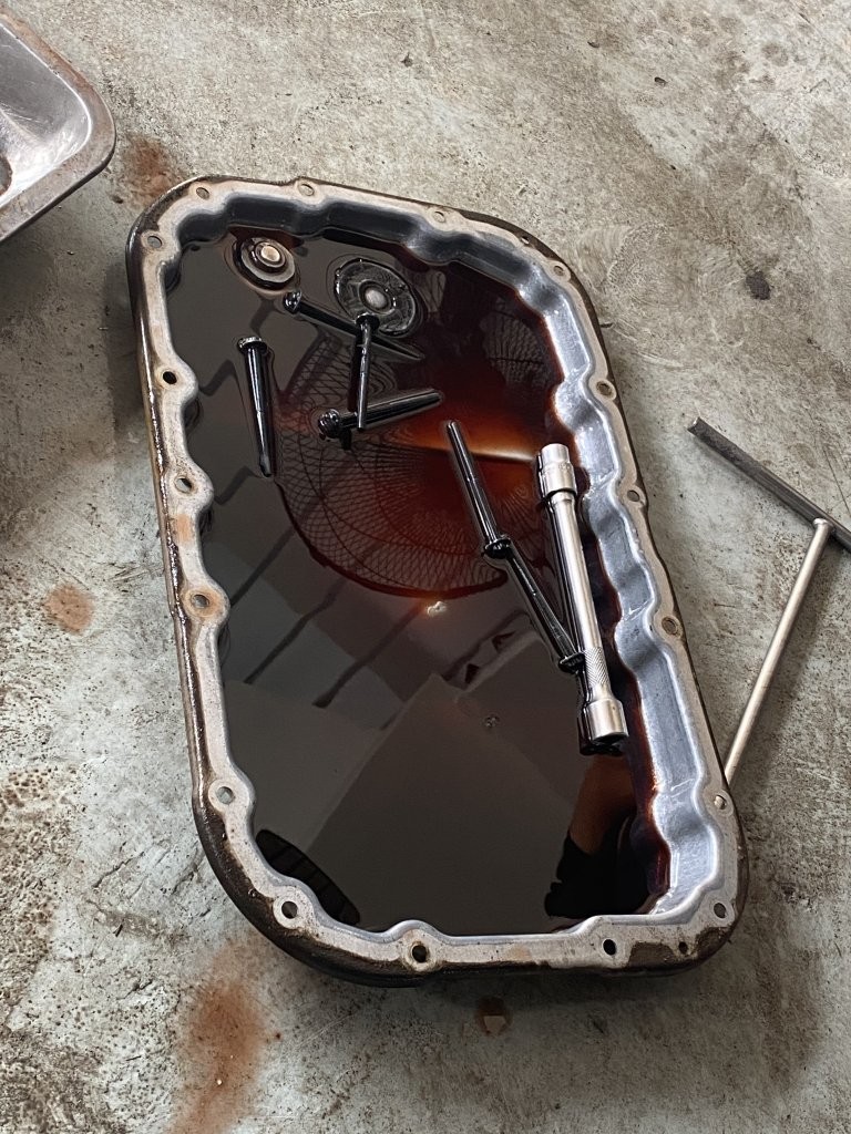 BMW E90 325i đời 2008 - cảm nhận sau 2 tháng cầm lái