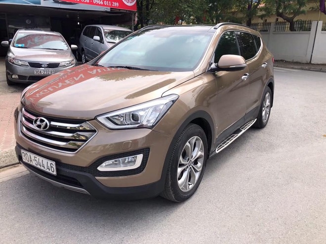 Dân Hà Nội đổ xô vào Sài Gòn tìm mua ô tô cũ do khan hàng dịp cuối năm
