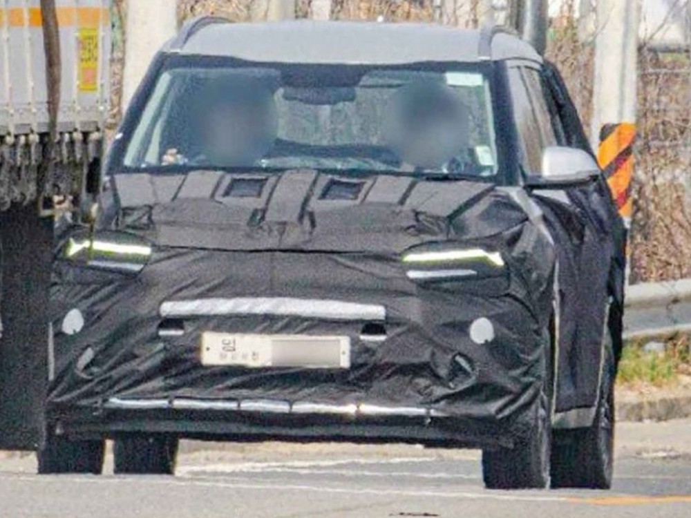 Kia Carens 2022 lên lịch ra mắt tháng sau, 'phả hơi nóng' vào Mitsubishi Xpander