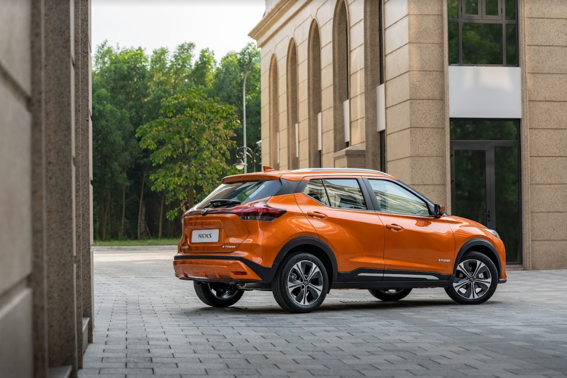 Nissan Kicks 2022 ra mắt khách Việt, giá từ 789 triệu đồng