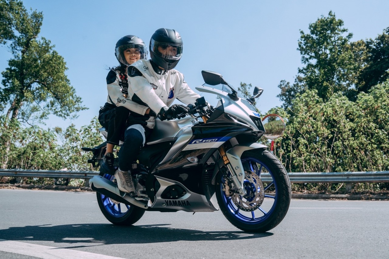 Yamaha R15 2022 thỏa mãn niềm đam mê sportbike của giới trẻ Việt