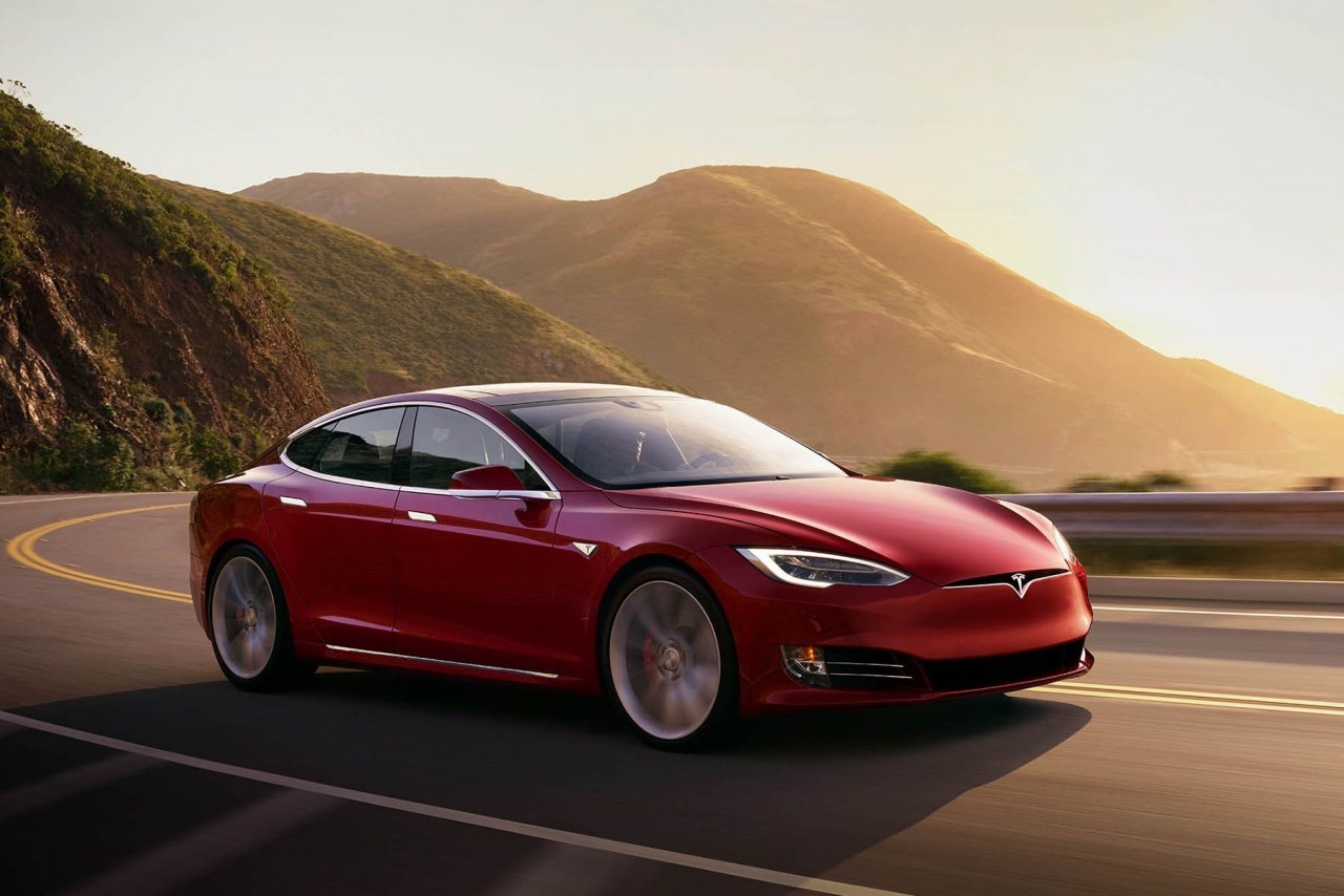 Tesla tuyên bố tạm ngừng sản xuất Model S và Model X đến đầu năm 2021