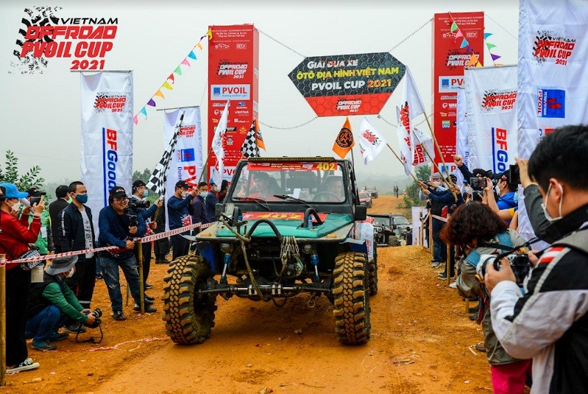 Giải đua xe ô tô địa hình Việt Nam PVOIL CUP 2021 chính thức khai mạc