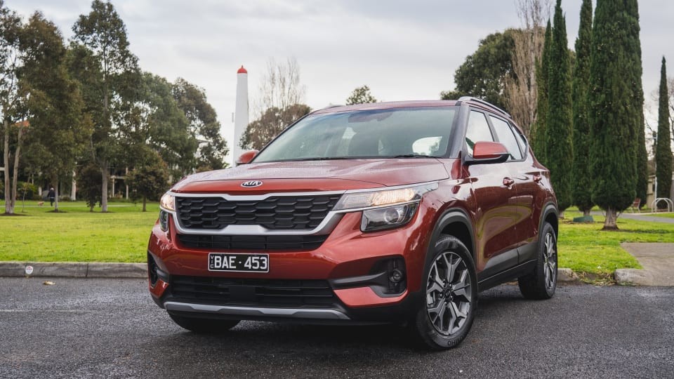 Kia Seltos 2023 lộ ảnh chạy thử