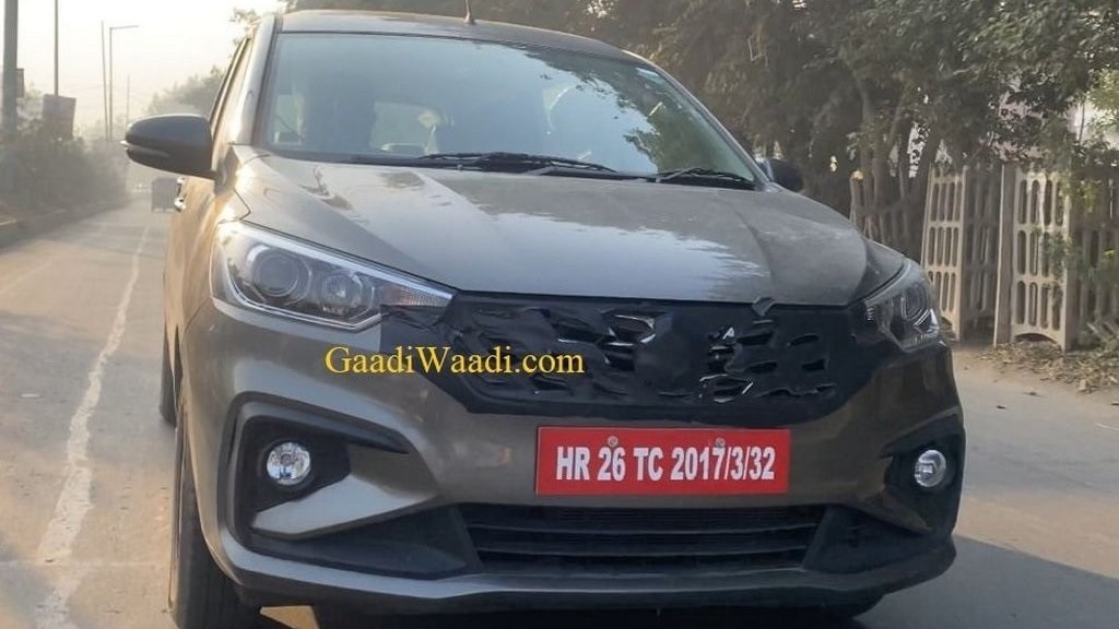 Suzuki Ertiga 2022 xuất hiện trên đường chạy thử