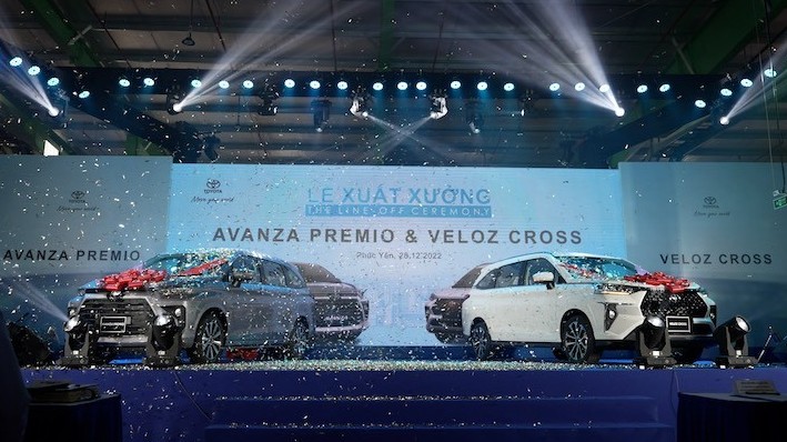 Toyota Veloz Cross và Avanza Premio chính thức sản xuất tại Việt Nam, giá bán không đổi
