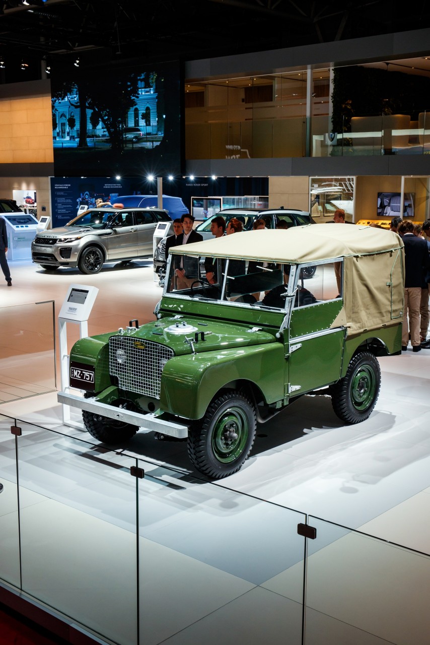 di tim tung tich chiec land rover dau tien tai viet nam