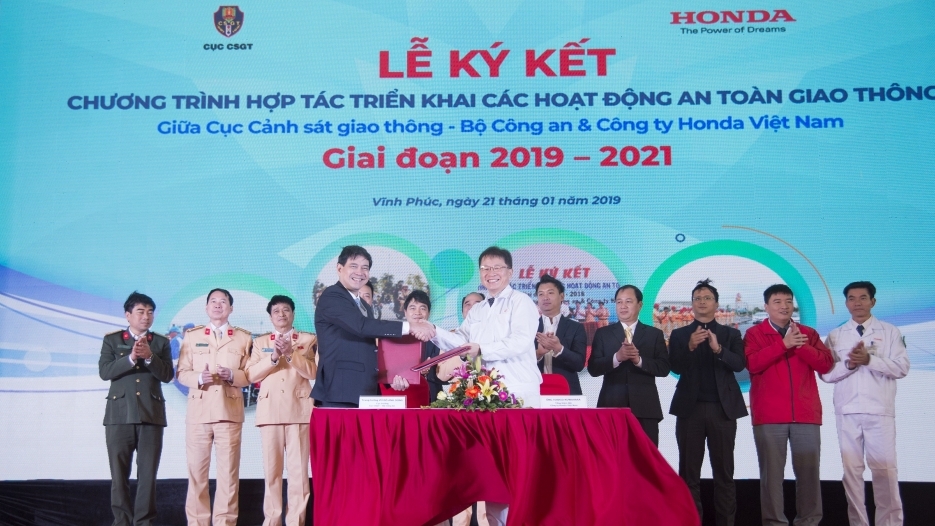 Honda Việt Nam đào tạo lái xe cho hơn 1.400 cảnh sát giao thông
