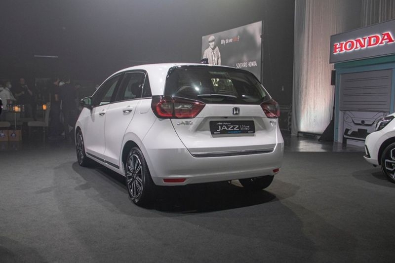 Giá Honda Jazz tại Singapore đắt ngang Toyota Camry ở Việt Nam