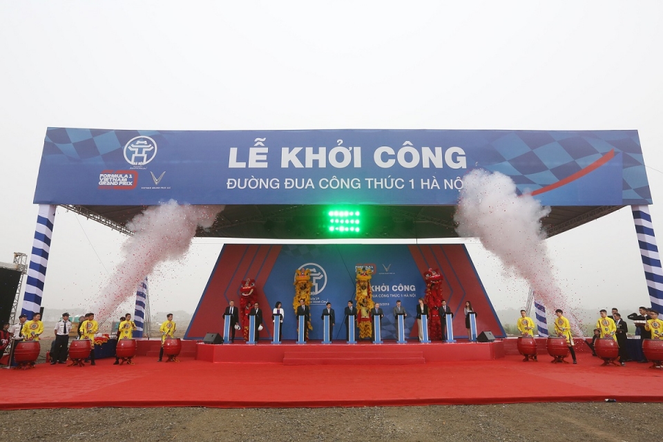 ha noi chinh thuc khoi cong xay duong dua f1