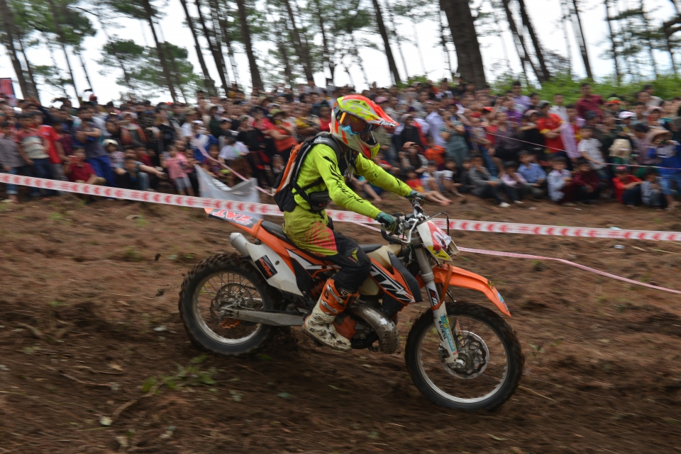 tinh than da le hoi off road lon nhat ha giang khai mac