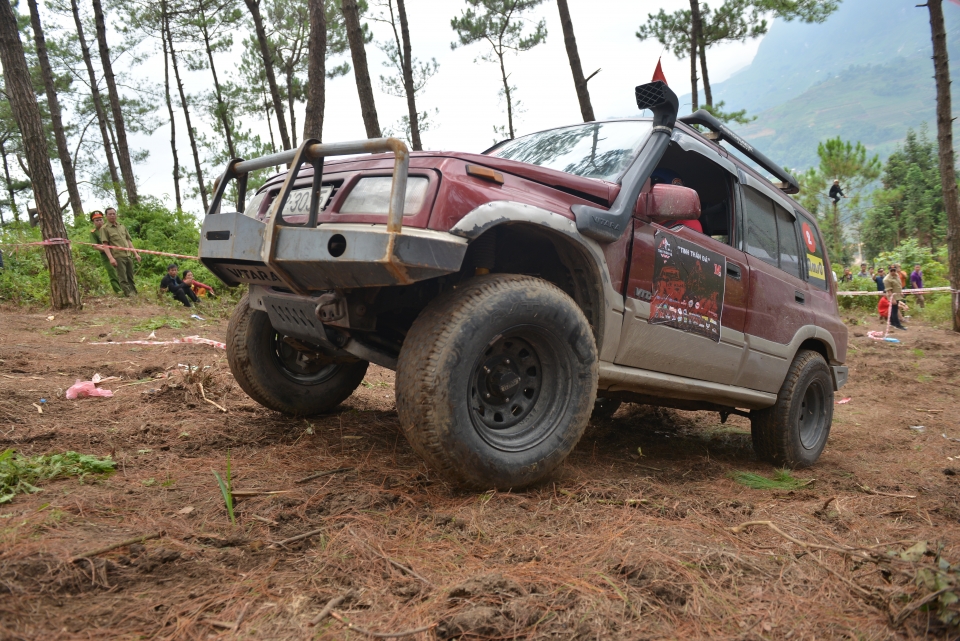 tinh than da le hoi off road lon nhat ha giang khai mac