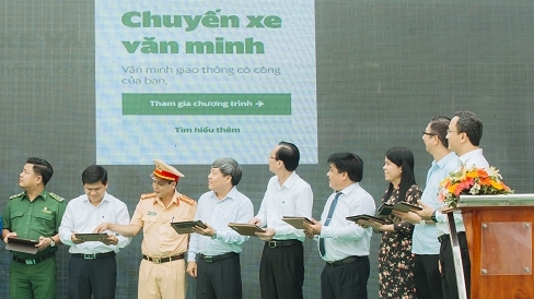 'Chuyến xe văn minh' chung tay lan tỏa ứng xử đẹp