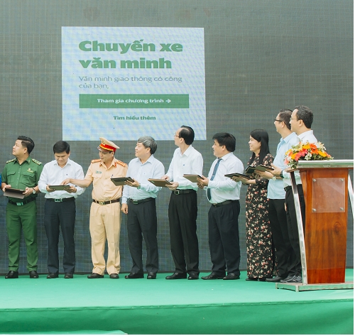 chuyen xe van minh chung tay lan toa ung xu dep