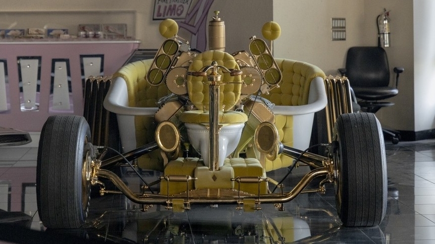 Bathtub Buggy - chiếc xe độ theo chủ đề 'nhà tắm' quái dị nhất thế giới