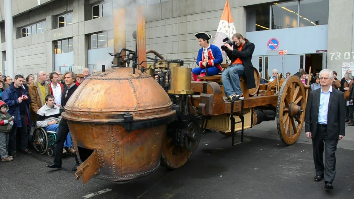 Ô tô đầu tiên trên thế giới - fardier à vapeur 'Quái vật khổng lồ không ngừng nhả khói và hơi nước'