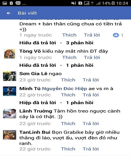 mo to dam thang vao duoi honda civic dang cho den do