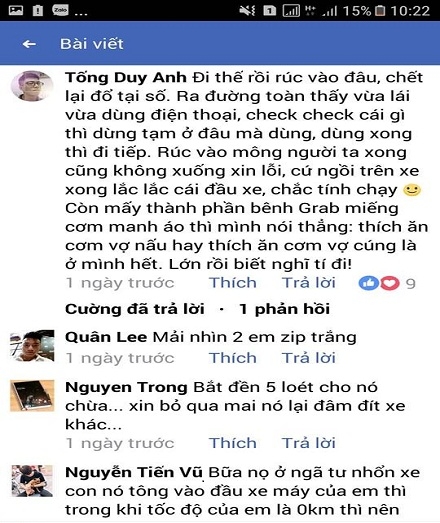 mo to dam thang vao duoi honda civic dang cho den do