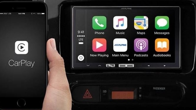 Ứng dụng Android Auto và Apple CarPlay an toàn hơn cho tài xế