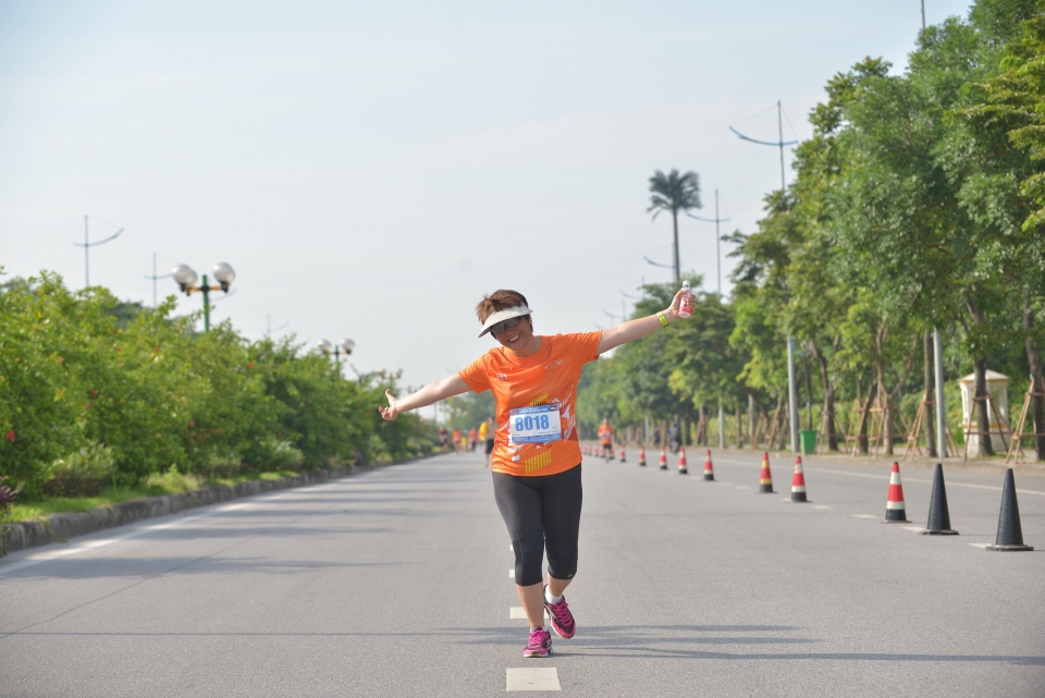 nhin lai nhung khoanh khac tuyet dep tai otofun marathon 2019