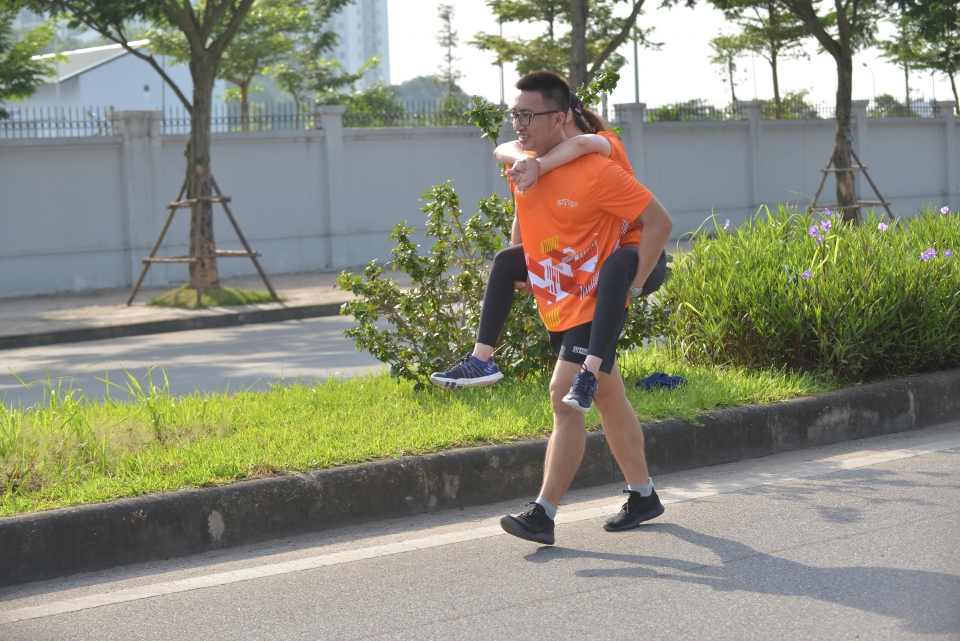 nhin lai nhung khoanh khac tuyet dep tai otofun marathon 2019