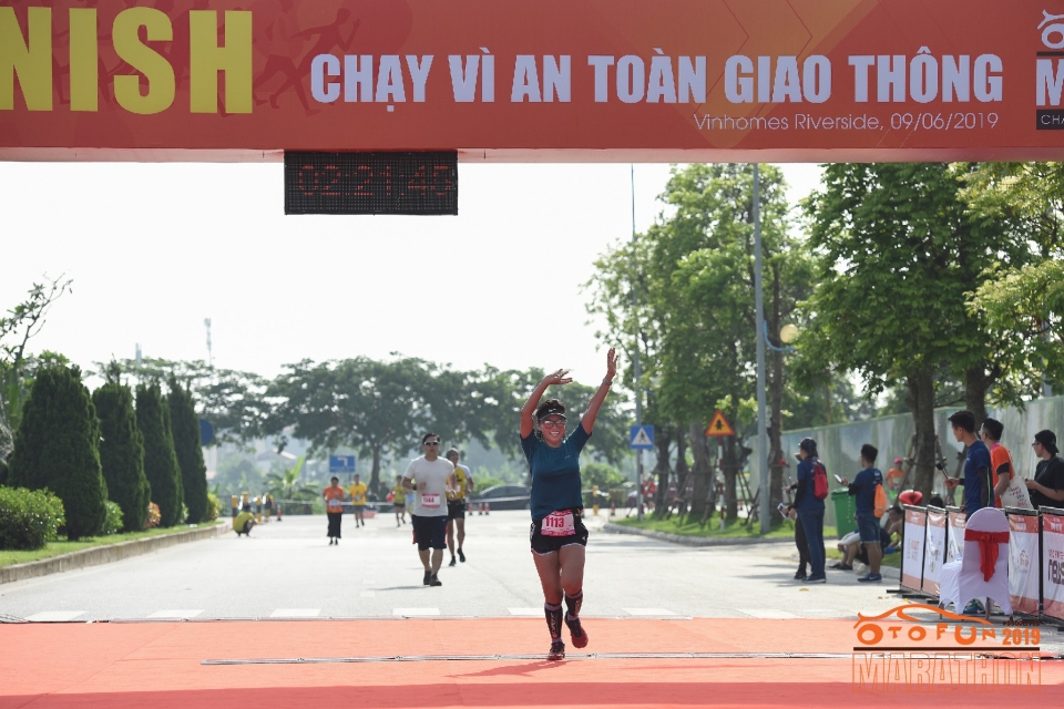 nhin lai nhung khoanh khac tuyet dep tai otofun marathon 2019