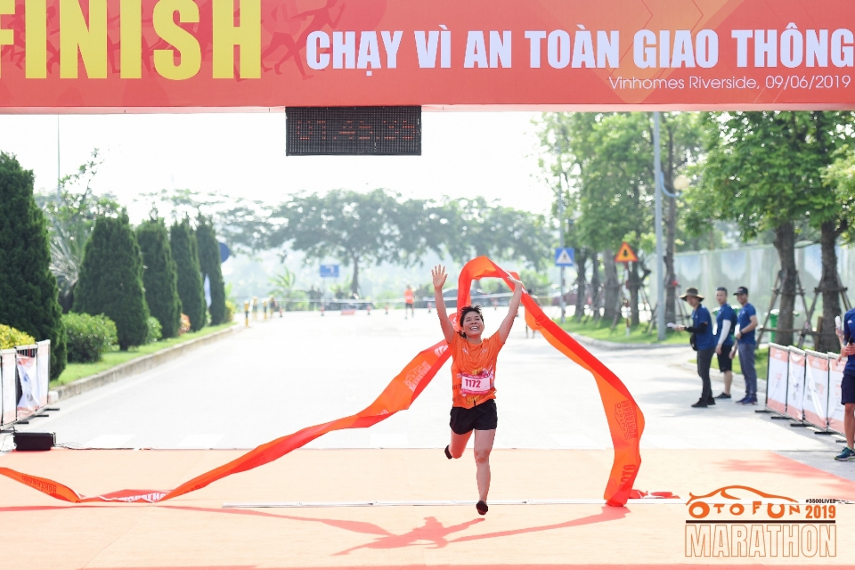 nhin lai nhung khoanh khac tuyet dep tai otofun marathon 2019