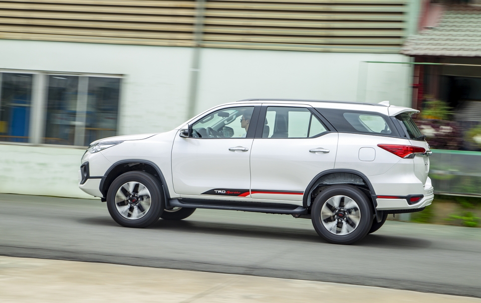 nua trieu xe cua toyota viet nam xuat xuong va vai tro cua mau fortuner