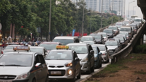 Các hãng xe đề xuất thay đổi cách tính lệ phí trước bạ ôtô tại Việt Nam