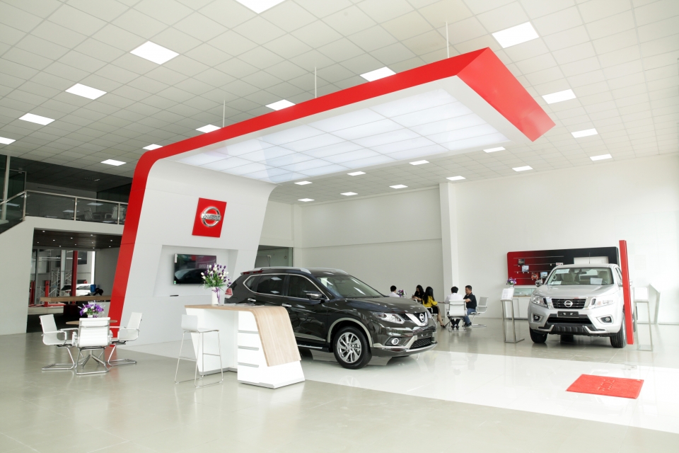 nissan viet nam khai truong dai ly thu 20 tren toan quoc
