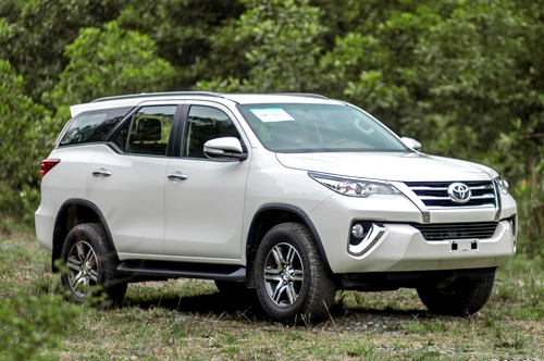 toyota ngung nhap fortuner chuan bi tung ra ban lap rap trong nuoc