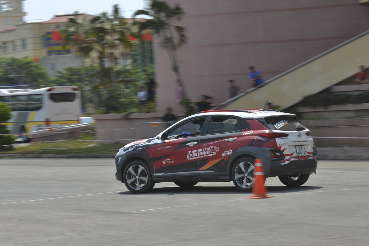 loi cam on tu btc bdh giai dua o to the thao tc motor gymkhana championship by otofun 2020