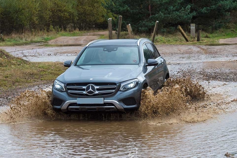 Mercedes-Benz Việt Nam khẳng định "Xịt gầm không gây lọt nước vào vi sai cầu trước xe GLC"