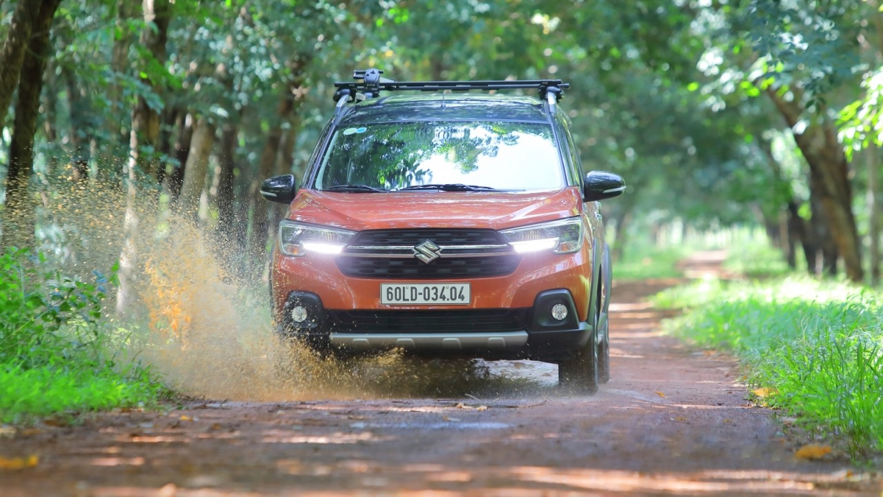 Cùng tầm giá, chọn Suzuki XL7, Ertiga mới hay mua xe cũ?