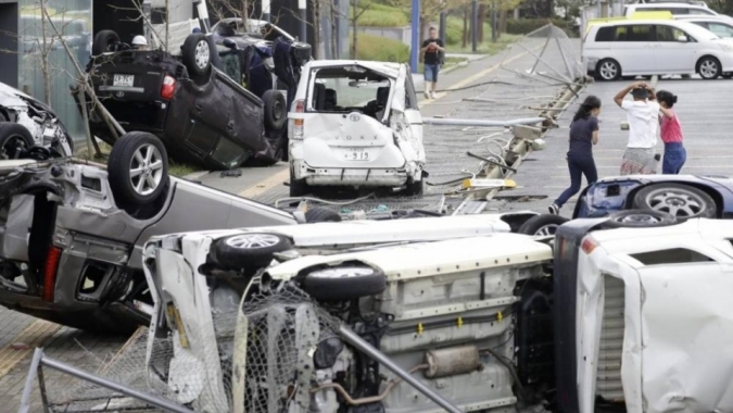 Siêu bão Jebi "tiêu diệt" 51 siêu xe tại một đại lý Ferrari của Nhật