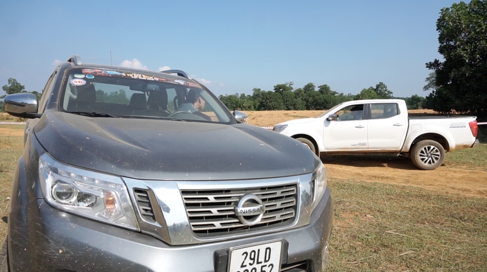 Bất chấp thời tiết, đội Navara vẫn tích cực tập luyện trước thềm VOC bat chap thoi tiet doi navara van tich cuc tap luyen truoc them voc