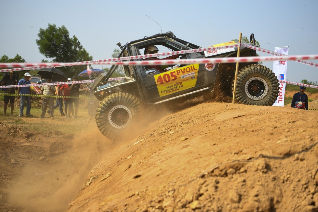 pvoil voc 2019 cam bay ho sau va tinh than dong doi o duong thi so 06