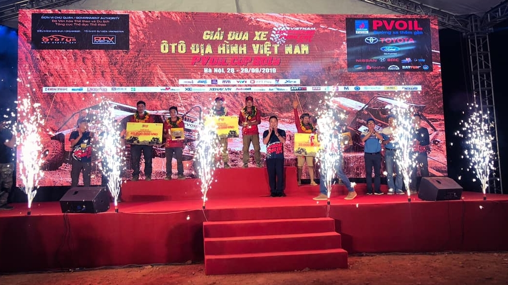 Vinh danh các nhà vô địch mùa giải PVOIL VOC 2019