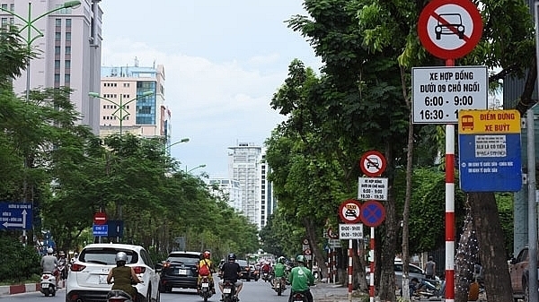 Hà Nội: Cấm xe taxi, xe hợp đồng dưới 9 chỗ trên 10 tuyến phố và một số khu vực