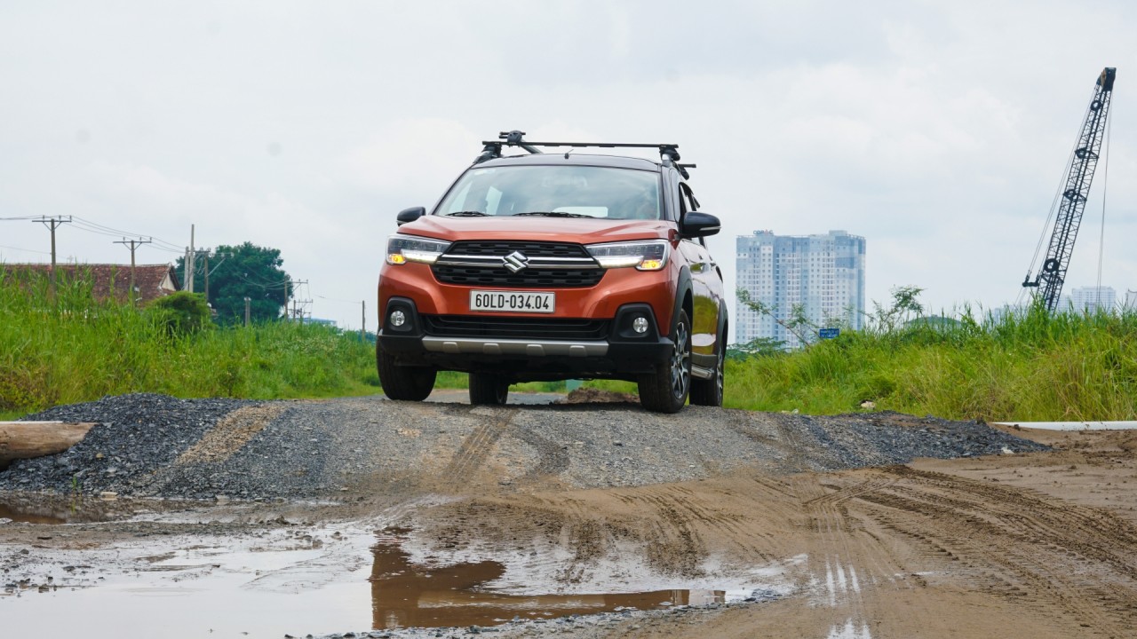 suzuki thay doi ngoan muc ghi diem trong thoi ky thi truong o to viet kho khan