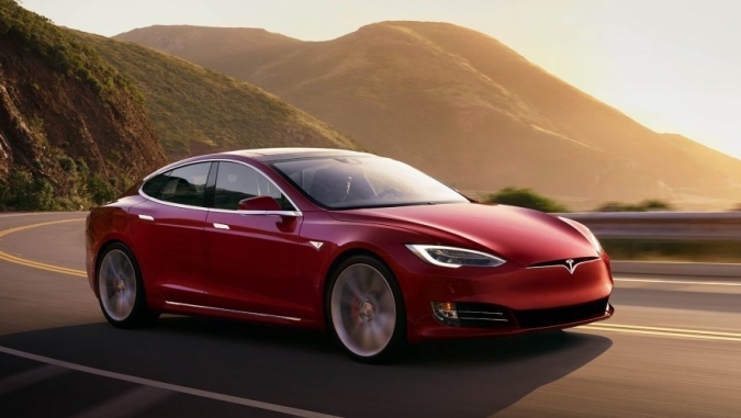 Tesla thua: Chấp nhận triệu hồi xe tại thị trường Trung Quốc