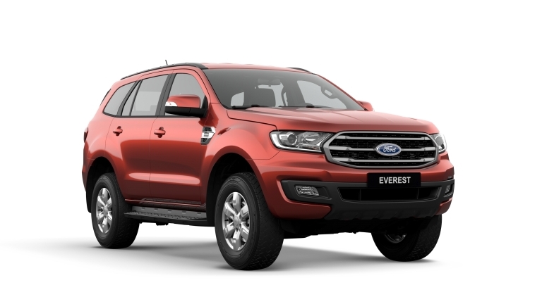 Ford Everest Ambiente bản thấp nhất giá 999 triệu