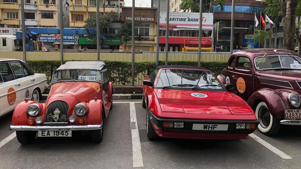 Đoàn ô tô cổ Hong Kong thu hút thành viên Otofun yêu xế cổ