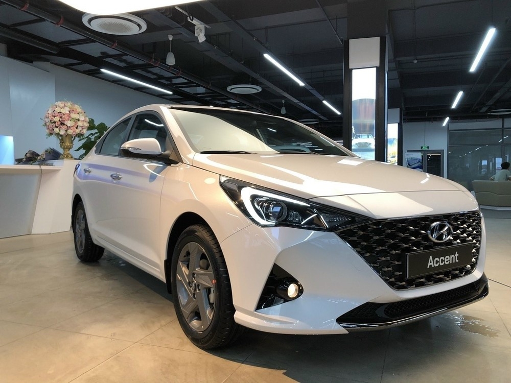 Hyundai Accent 2021 bị chênh 20 triệu tại đại lý