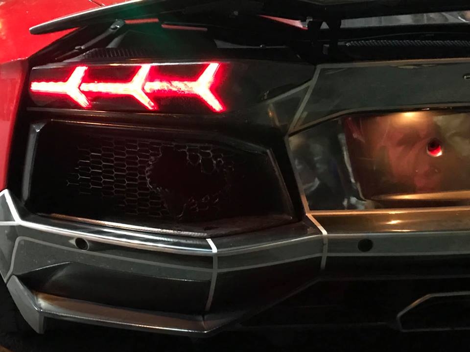 Lamborghini cháy đuôi khi nẹt pô "khạc lửa" mừng chiến thắng Việt Nam - Philippines lamborghini chay duoi khi net po khac lua an mung chien thang viet nam phillipines